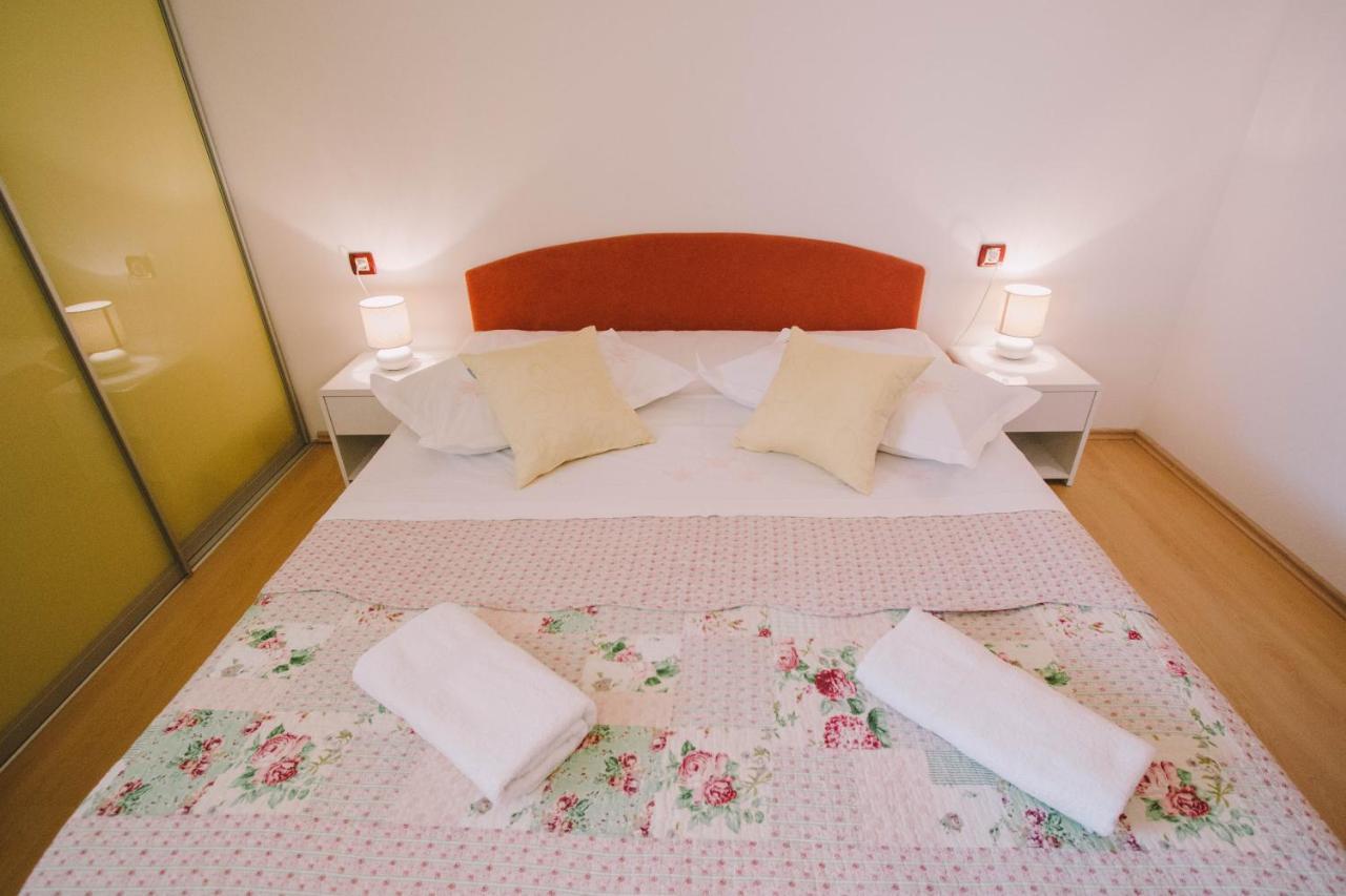 פודסטראנה Apartments Jasna מראה חיצוני תמונה