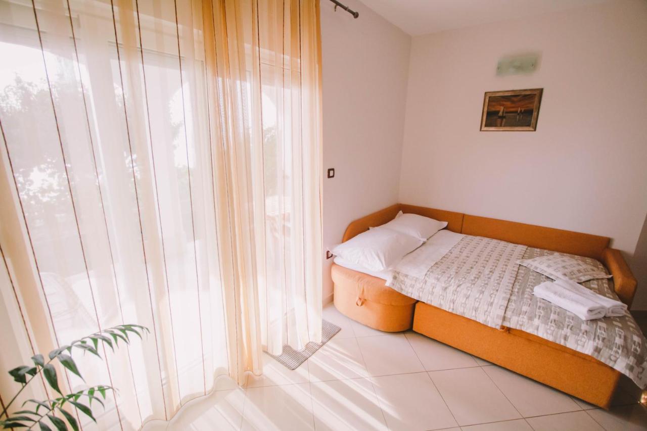 פודסטראנה Apartments Jasna מראה חיצוני תמונה